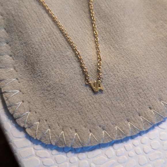 May Martin Virginia Initial Necklace - Picture 3 of 3